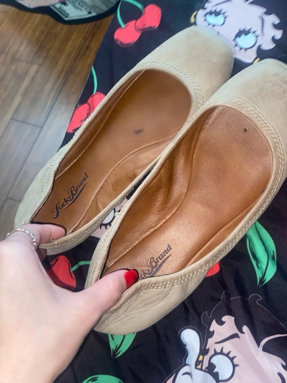 Lucky Brand Beige Leather Ballet Flats